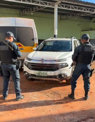 Imagem da notícia Fiat Toro roubada em Paranaíba é recuperada pela PM em Água Clara
